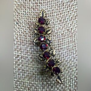 *SOLD*Ruby Rhinestone Brooch(different platform)
